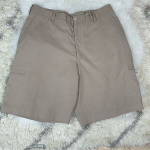 Nike ACG Tan Cargo Shorts for Everyday Comfort